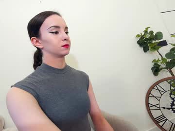 girl
        ehotlovea cam image #5988360