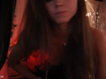 girl
        lettymoa cam image #6764730