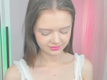 girl
        itwasinsimpsons cam image #1957566