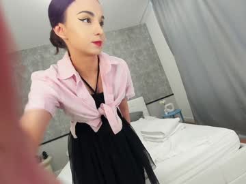 girl
        ehotlovea cam image #6549968