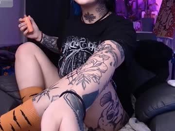 girl
        aciddroll cam image #5227649