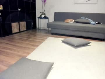 couple
        twerk_dance_live cam image #2667786