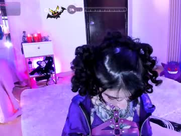 girl
        zephirah_abney cam image #6756715
