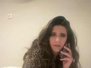 girl
        funnyfuckers1217 cam image #3747544