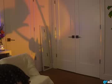 girl
        alisonrouge cam image #695856