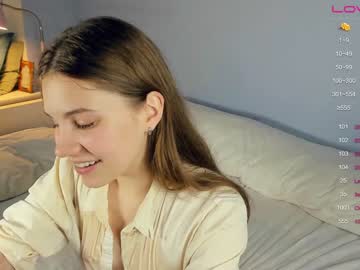 girl
        youne_and_beautiful cam image #1704900