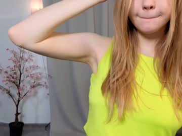 girl
        ohmymisa cam image #839115
