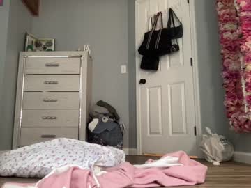 girl
        missirea cam image #1742934