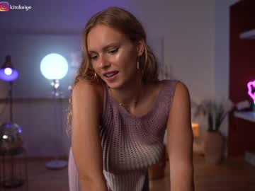 girl
        chillwithkira cam image #2345130