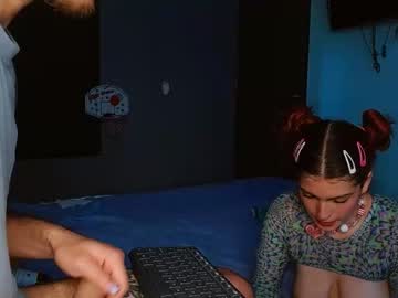 couple
        abbyandchris1 cam image #2971565