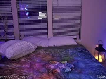 girl
        phoenix_taylor cam image #1047169