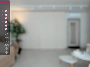 girl
        oki_dokie cam image #1875131