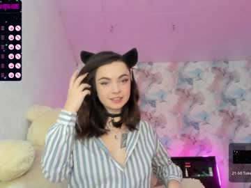 girl
        tits_your_dreams cam image #324617