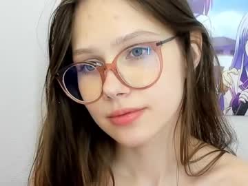 girl
        avrora_deis cam image #1486722