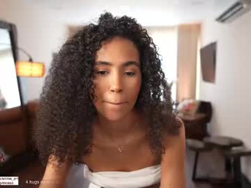 girl
        amnie_ cam image #6266554
