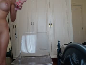 girl
        okssanna cam image #2185101