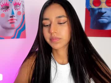 girl
        ariadna5 cam image #1552930