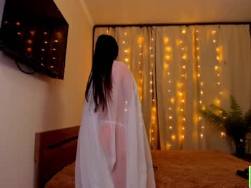 girl
        amandamedrano cam image #492817