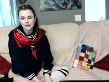 girl
        iammisstery cam image #1542823