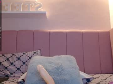 girl
        stefaagomez cam image #1043964