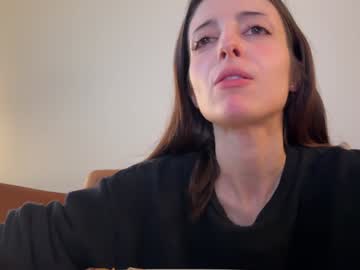 girl
        rosykindred cam image #4559145