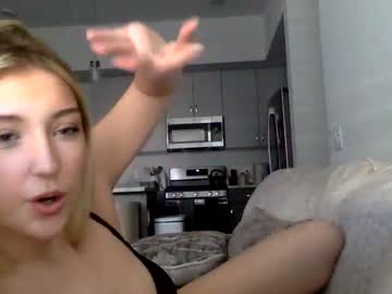 girl
        madiexcuslive cam image #6519626