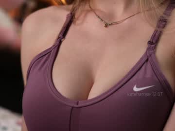 girl
        kateharrise cam image #4577688