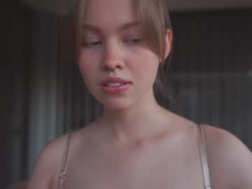 girl
        bibi_it_is cam image #2874258
