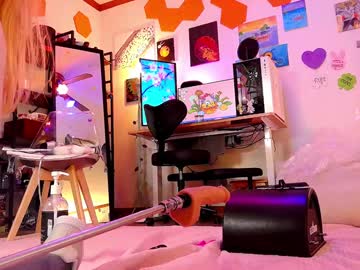girl
        emmasky69 cam image #6679256