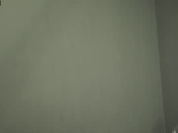 girl
        tessarosse_ cam image #2041235