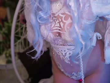 girl
        faith_chan cam image #695302