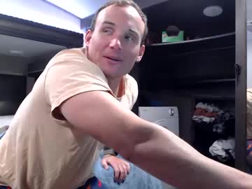 couple
        allykinkjay cam image #4365973