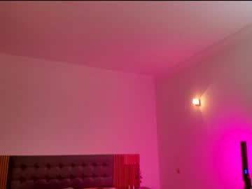 girl
        lovexxxpink cam image #1239726