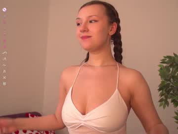 girl
        wwe_kissa cam image #6096471