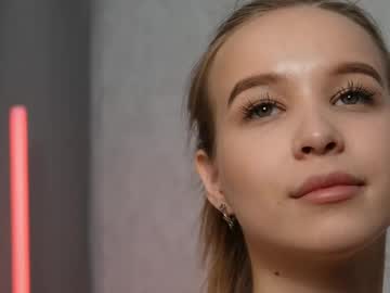 girl
        yeepshyy cam image #6116744