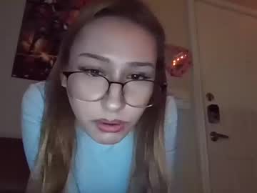 girl Live Cam Girls Love To Strip Naked For Their Viewers with madiosnrios