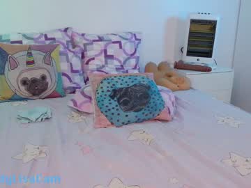 girl
        candylisa cam image #3325460