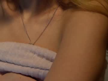 girl
        sarasuo cam image #5999861
