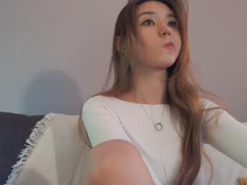 girl
        sharasuo cam image #812933
