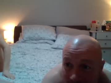 couple
        mikeyliz cam image #4019428