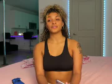 girl
        princess_cece cam image #2456008