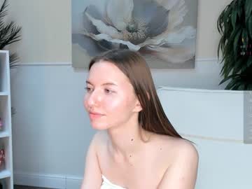 girl
        monabraddy cam image #3814664