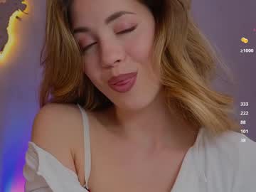 girl
        emmi_rosee cam image #6364781