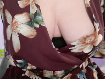 girl
        cherryvonfairy cam image #5842833