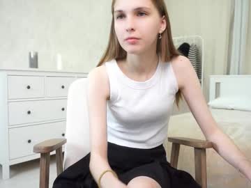 girl Live Cam Girls Love To Strip Naked For Their Viewers with hildgaillard