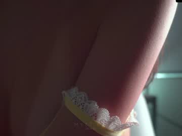 girl
        mystikei cam image #935611
