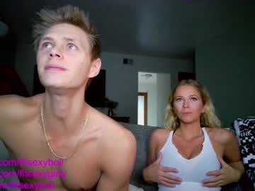 couple
        fitsexyboii cam image #3257954