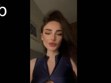 girl
        victoriaposh cam image #2448072