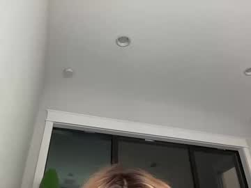 girl
        sarahmariee cam image #3631395