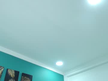 couple
        stroong_couple_ cam image #4070468